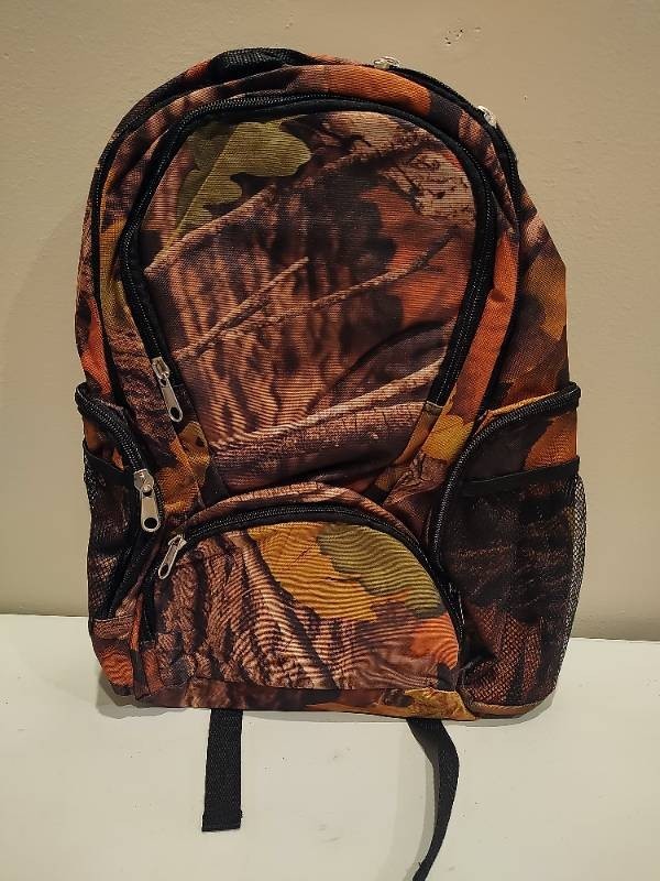 Camoflage Backpack New wo Tags