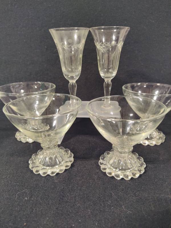 Four Anchor Hocking Berwick (Boopie) Sherbet Glasses & Two Etched Glass Dessert Wine Glasses