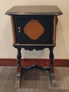 Copper Lined Wooden Smoking TableHumidor