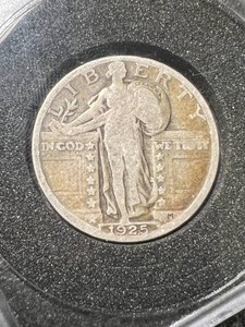 1925 US STANDING LIBERTY QUARTER IN CASE