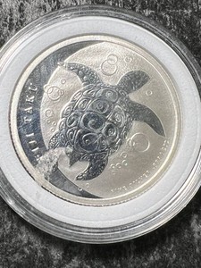 2013 FIJI TAKU ROUND 1 TROY OZ .999 FINE SILVER IN AIRTITE