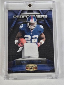 Andre Brown Rookie 2009 Donruss Gridiron Gear 2 Color Patch #26 and Numbered 3950 - New York Giants Football Card