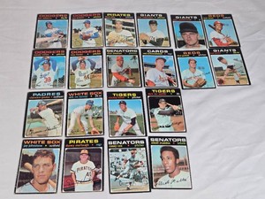 Lot of 20 Vintage 1971 Baseball Cards Featuring Players from Teams like Dodgers, Giants, and Reds