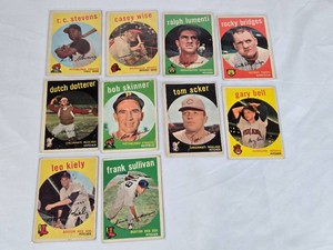 Lot of 10 Vintage 1959 Baseball Cards Featuring Players from Pittsburgh Pirates, Cincinnati Redlegs, and More
