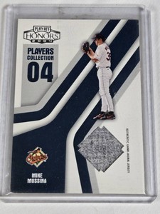 Mike Mussina 2004 Playoff Honors Players Collection Authentic Game-Worn Jersey Numbered 212250 - Baltimore Orioles Baseball Card