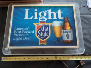 Heilemans Old Style Light Beer Illuminated Acrylic Bar Sign 19in