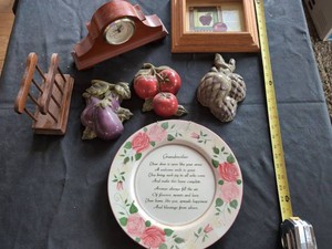Country Kitchen Decor Lot Mantel Clock Plate Fruit Plaques Wood Accents