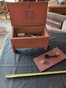 Primitive Wooden Shoe Shine Box Valet w Brush & Carpeted Footrest
