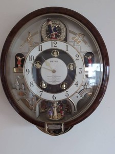 Seiko Melodies in Motion Musical Wall Clock Woodgrain 17 x 15