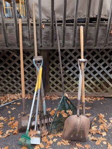 Lot of Assorted Garden Yard Tools Shovels Rake Fork Hoe