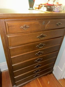 Vintage Traditional 8-Drawer Tall Chest Dresser Cherry Finish