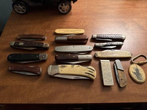 Lot of Vintage Pocket Knives Barlow Advertising Novelty Utility