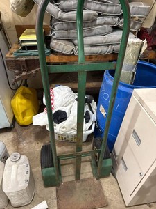 Green Steel Two-Wheel Hand Truck Dolly With Pneumatic Tires