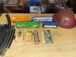 Vintage Model Train Lot w Midnight Special Cars Track & Red Helmet