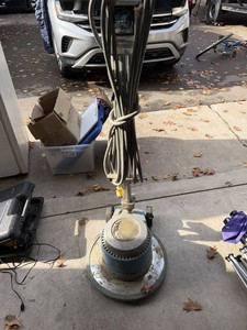 Kent N-17 Commercial Floor Buffer 17in 115V Single Disc Machine