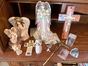 Lot of Assorted Religious Angel Decor Crucifix Figurines Plaques