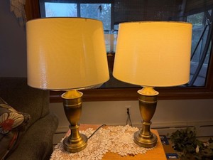 Pair of Brass Tone Table Lamps With Drum Shades Traditional Style