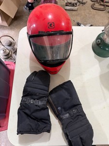 Bieffe Classic Full Face Helmet With Pair of Black Insulated Mittens