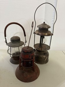 Vintage Kerosene Barn Lanterns & Fuel Camp Lantern Mixed Lot