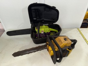 Poulan Wild Thing 2375 Chainsaw w Case Plus Vintage Yellow Chainsaw