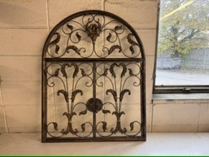 Metal Wall Hanging 37x30