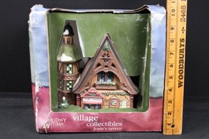 Holiday Time Josies Tavern Lighted Porcelain Village Building