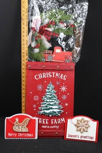 Christmas Tree Farm Signs & Holiday Decor Mixed Lot