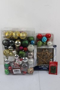Holiday Ornament & Tree Decor Mixed Lot