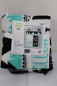 No Sew Throw Kit 48 X 60 in