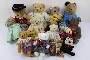 Teddy Bears, Stuffed Animals & Dolls