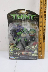 Vintage TMNT Alien Hunter Donatello Figure - Playmates