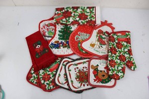 Country Christmas Holiday Kitchen Textile Mixed Lot