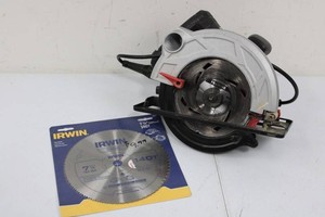 Drill Master 69079 7-14-Inch Circular Saw With Irwin Blade