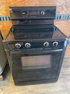 Bosch HES5062U Electric Range With Convection Oven