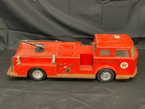 Vintage Texaco Fire Chief Pressed-Metal Toy Fire Truck