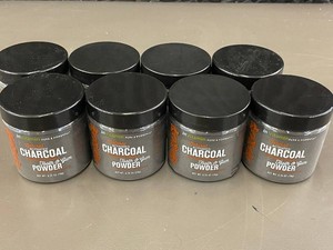Lot of 8 inVitamin Cinnamint Natural Activated Charcoal Tooth & Gum Powder