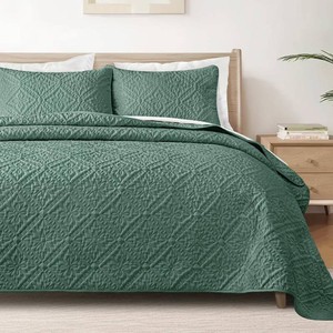 $33 Exclusivo Mezcla Full Queen Quilt Set, Green