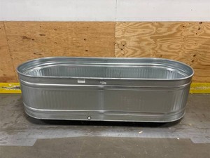 Behlen Country 3 x 2 x 8 Farmstead Oval Tank Galvanized