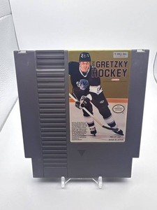 Vintage Nintendo NES Wayne Gretzky Hockey Cartridge